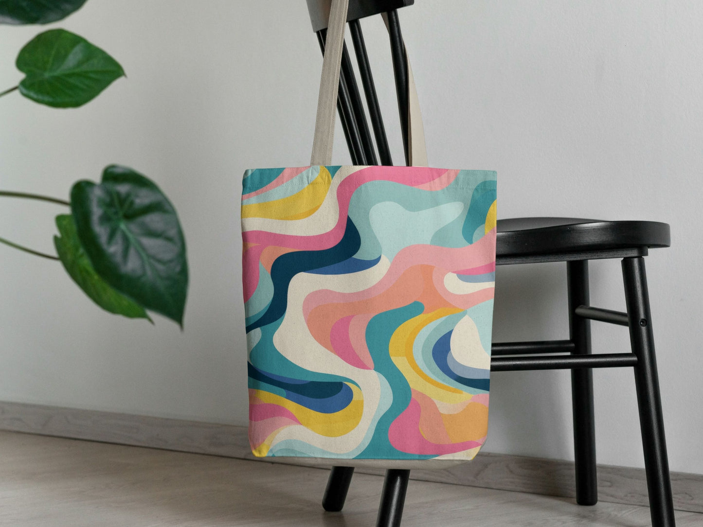 Fluid organic curves pattern